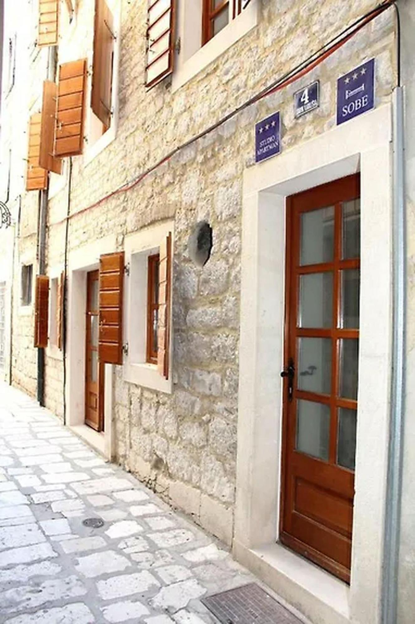 Sunny Rooms And Suites Šibenik Eksteriør bilde